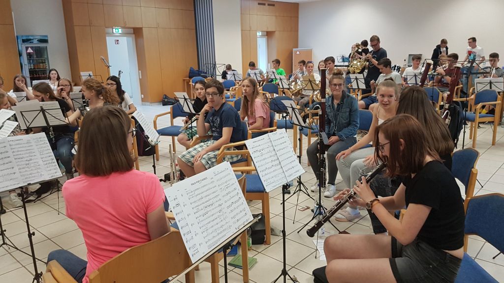 Im Rahmen der Probentage in Rahrbach bereiteten sich die Musiker intensiv auf das Sommerkonzert vor. von privat