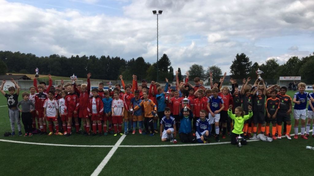 26 Mannschaften nahmen am ersten Junioren-Köhler-Cup in Hünsborn teil. von privat