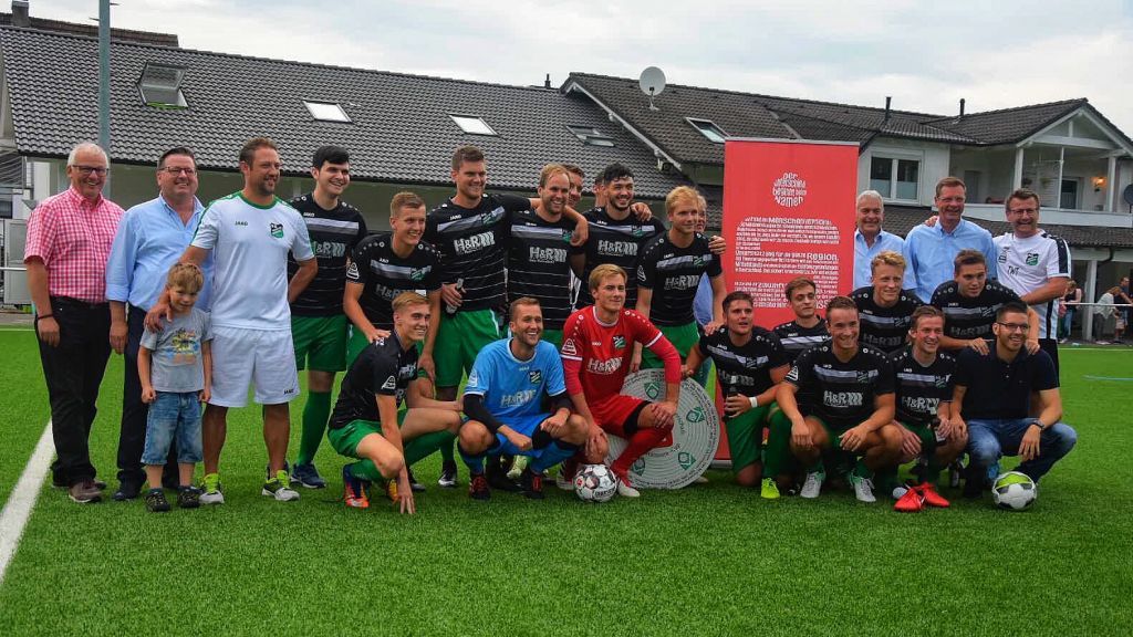 Die SG Finnentrop/Bamenohl verteidigt den "Sparkassen-Cup". von Nils Dinkel