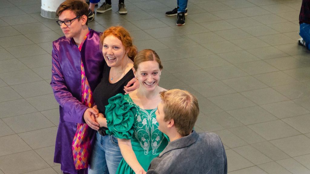 Die Akteure haben die letzte Ferienwoche genutzt, um an „Le nozze di Figaro“ oder auch „Figaros Hochzeit“ zu proben. von Nils Dinkel