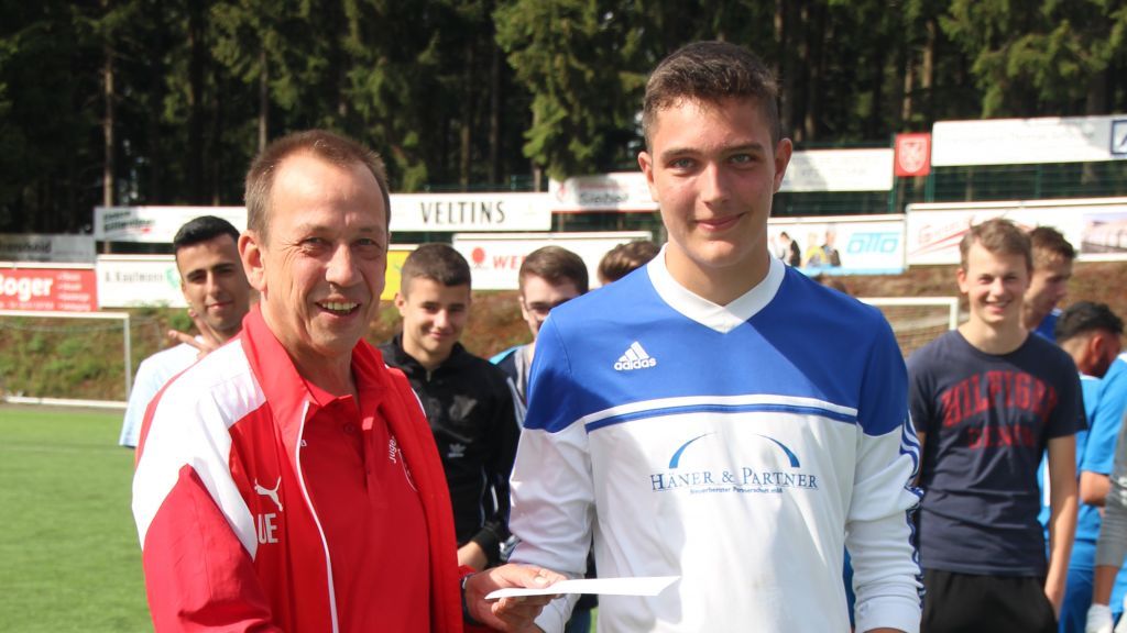 Der SV Rothemühle hat das B-Jugend-Turnier um den NTT-DATA-Cup  ausgetragen. von privat