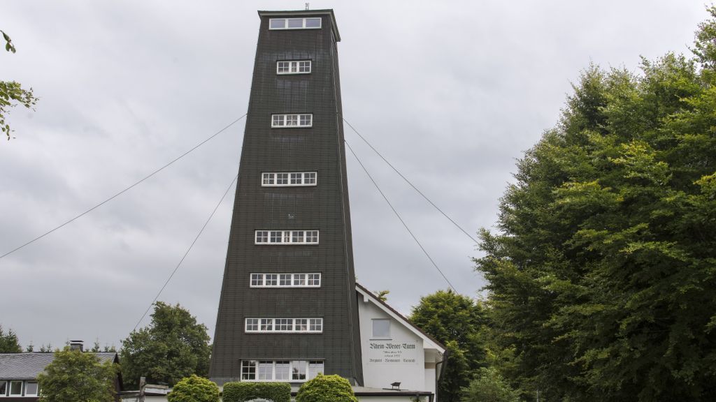 Ziel der Tour: Der Rhein-Weser-Turm. von Symbol Nils Dinkel