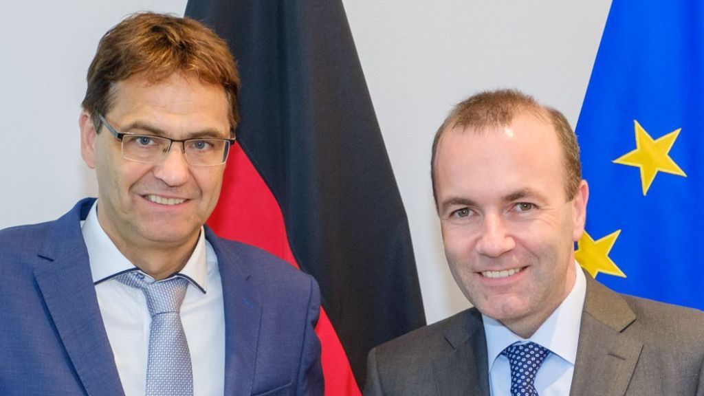 Peter Liese (links) mit Manfred Weber, der die Nachfolge von Kommissionspräsident Jean-Claude Juncker anstrebt. von EPP Photo Gallery