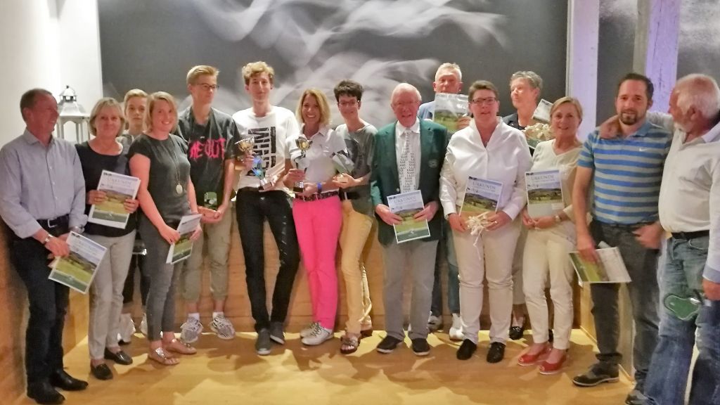 Alle Sieger und Platzierten der Clubmeisterschaften 2018. von privat