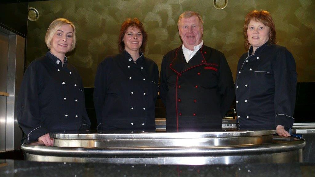 Das Team rund um Werner Hesse steht Ihnen gerne zur Seite. von Partyservice & Eventcatering Werner Hesse