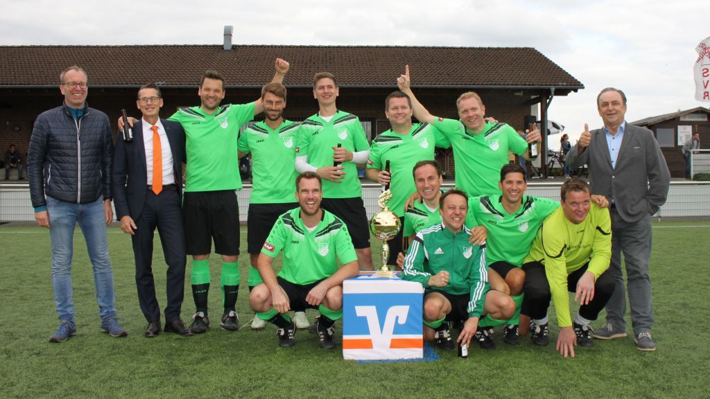 Der FC Möllmicke gewann das Pokalturnier der Gemeinde Wenden. von privat