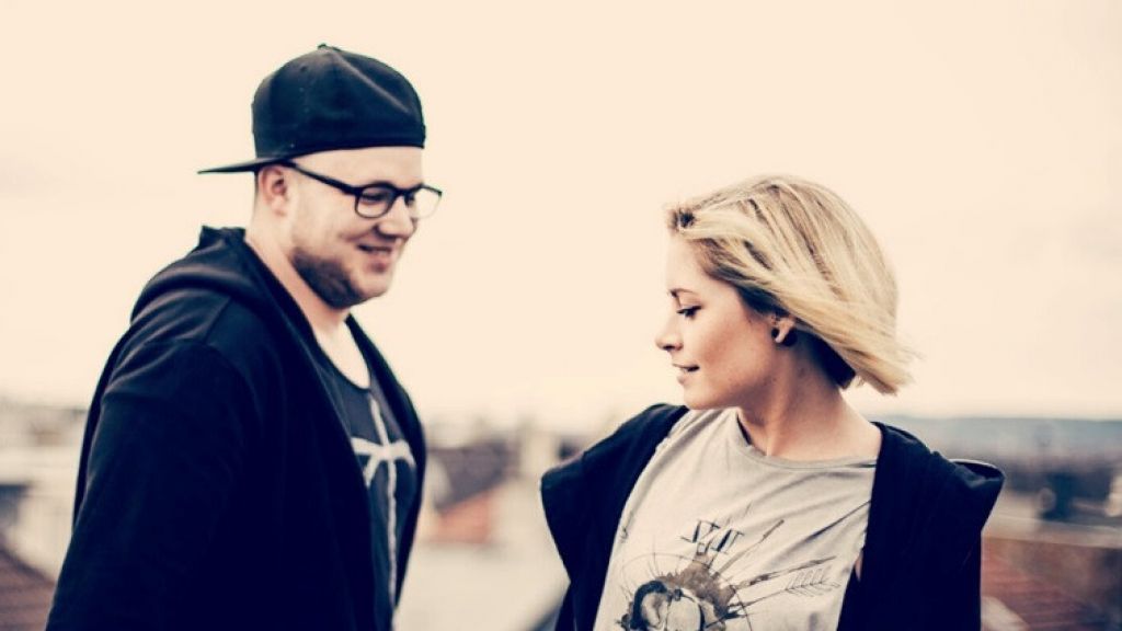 "HonigMut" gastiert im Alten Bahnhof in Hützemert. von HonigMut