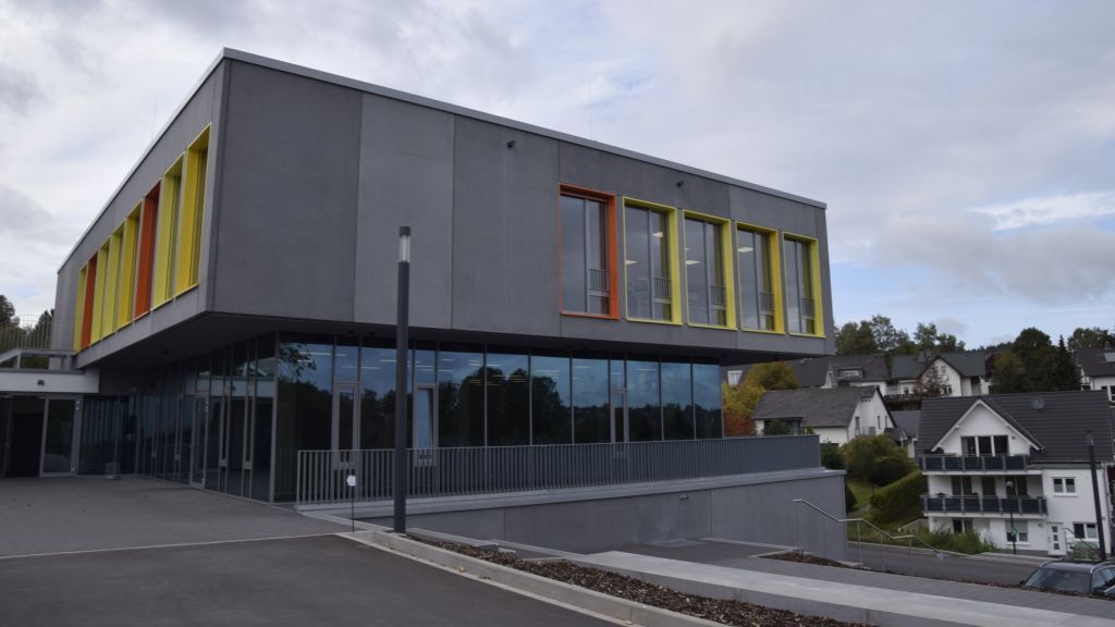 Der Neubau des BKO in Attendorn wurde offiziell eingeweiht. von Christine Schmidt