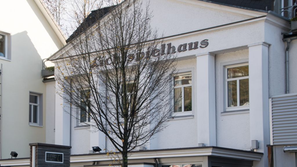  von Symbol Nils Dinkel