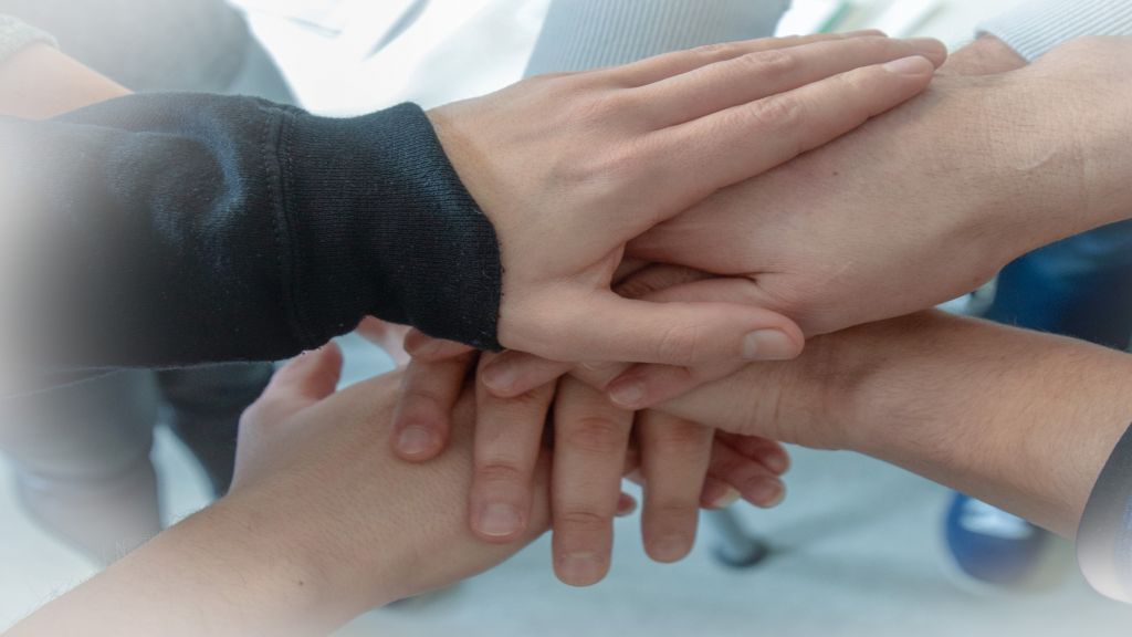  von Symbol Nils Dinkel