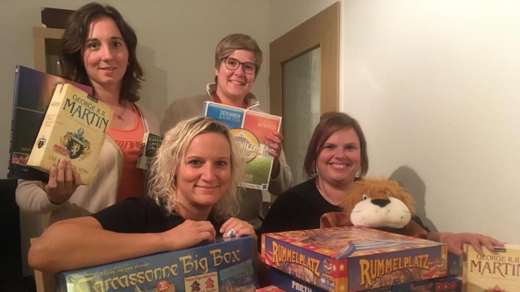 Ob Spiele, Kuscheltiere oder Bücher - der Verein FSK kann alle Spenden gebrauchen. von privat