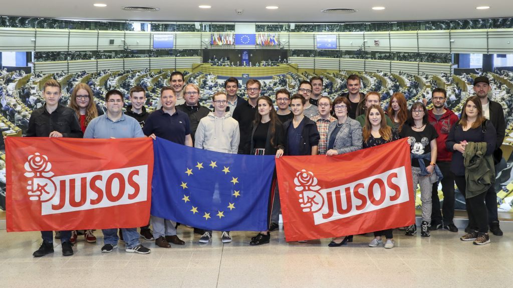 25 Jusos nahmen an der Tagesfahrt nach Brüssel teil. von European Union 2018
