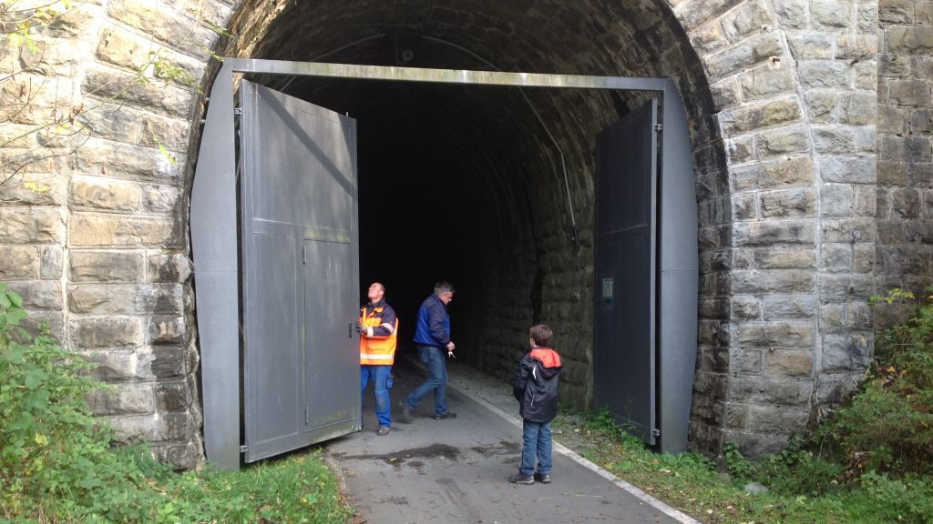 Ab dem 1. November ist der „Fledermaus"-Tunnel geschlossen. von Gemeinde Finnentrop