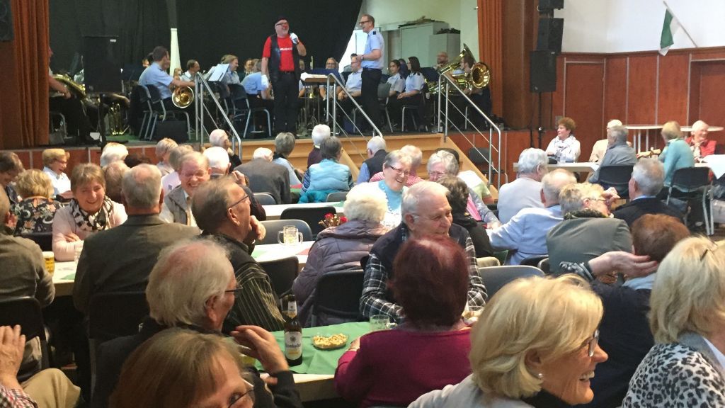 Die Schützenhalle war beim „Gipfeltreffen“ des Schützenvereins Altenhundem gut besucht. von privat