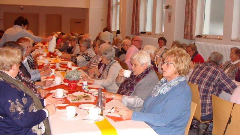 Auf die Senioren der St. Clemens-Pfarrgemeinde Drolshagen wartet der nächste bunte Nachmittag. von privat