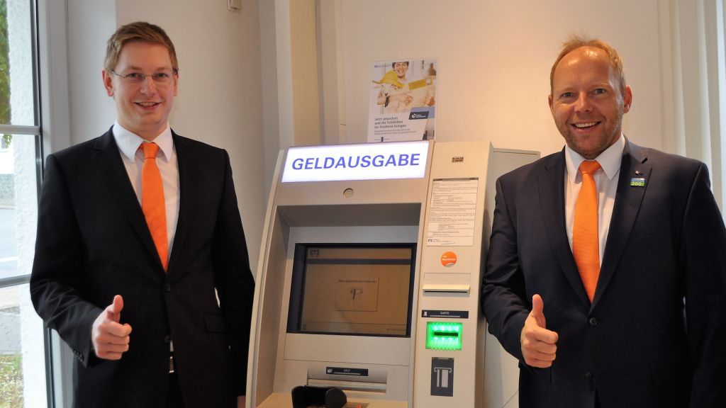 Der Geldautomat der Volksbank bleibt in Ottfingen auch nach der Schließung der Geschäftsstelle stehen - bis Ende 2020. von Volksbank OWD