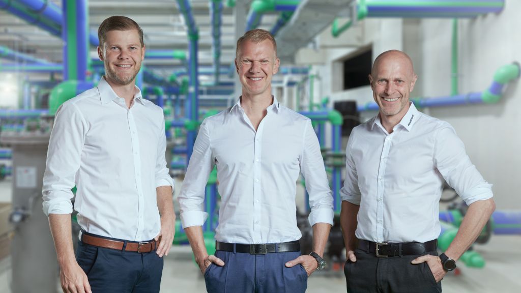 Christof, Maik und Dirk Rosenberg (von links) leiten das Familienunternehmen aquatherm und freuen sich über die Listung im Weltmarktführer-Index. von aquatherm GmbH
