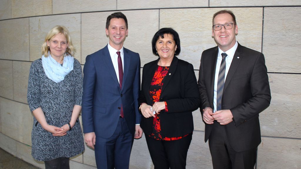 Die Soester Landrätin Eva Irrgang (2. von rechts) ist neue Aufsichtsratsvorsitzende der Südwestfalen Agentur GmbH. von Südwestfalen Agentur