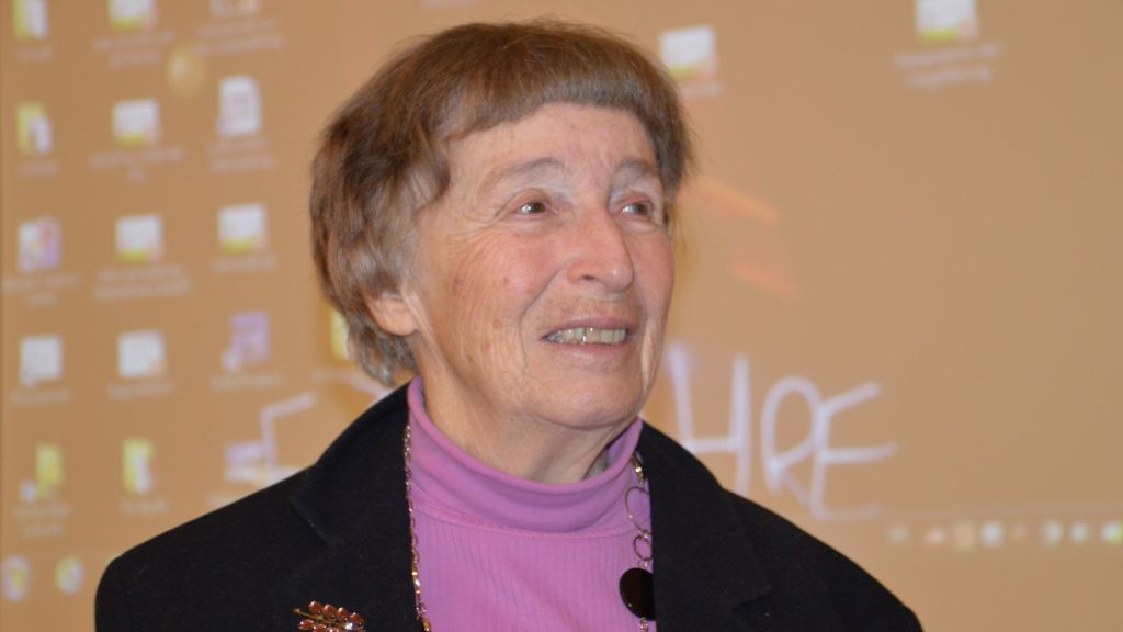 Dr. Michaela Vidláková sprach am Rivius Gymnasium und am SGO. von Barbara Sander-Graetz