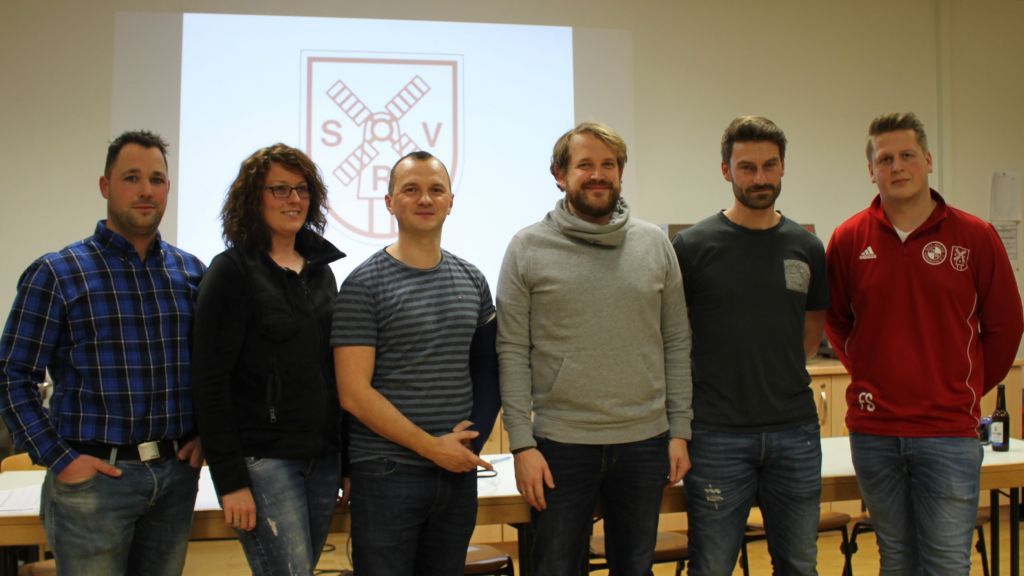 Der neue Vorstand (von links):  Fabian Kaufmann, Ina Kaufmann, Viktor Fuhrmann, Florian Quast, Manuel Hesse und Florian Simon. von privat