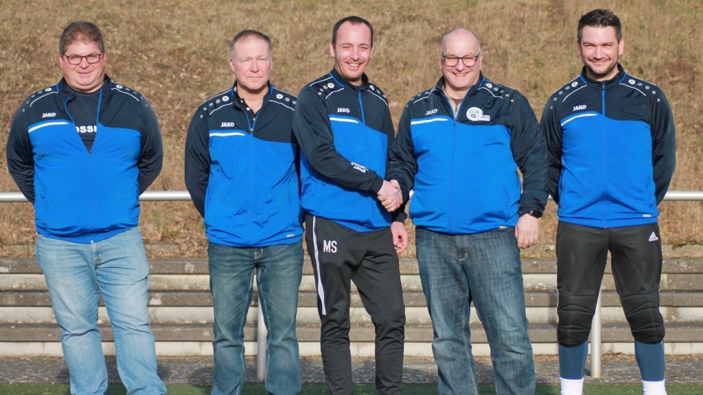 Die JSG-Verantwortlichen (v. l.): Betreuer Christian Schulte, Jugendleiter Jürgen Steinberg, Trainer Marco Stosik, Jugendleiter Stefan Bleffgen und Co-Trainer Timo Heisig. von privat