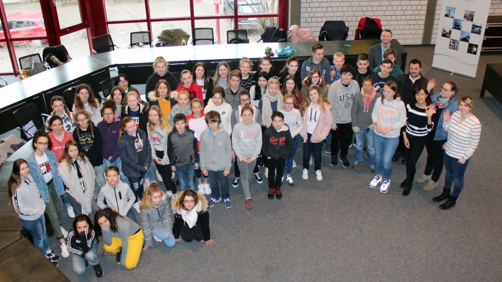 Insgesamt nehmen 48 Schüler an dem Austausch teil. von Stadt Lennestadt