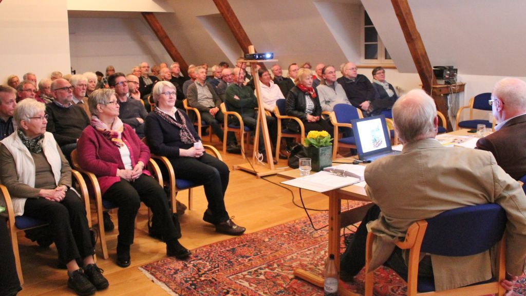 Zahlreiche Mitglieder und Interessierte nahmen an der Jahreshauptversammlung des Drolshagener Heimatvereins teil. von privat