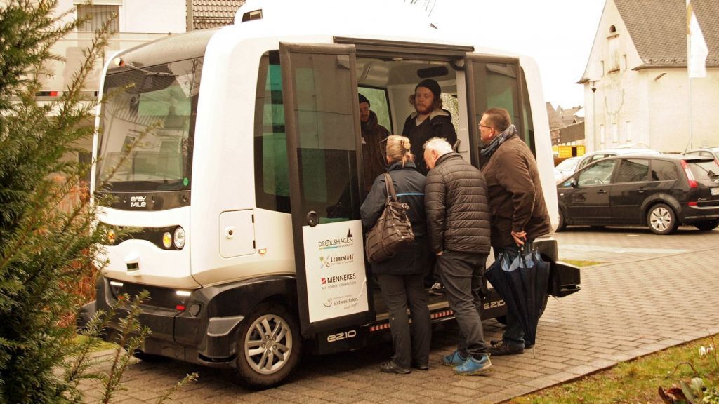 Ein selbstfahrender Kleinbus wurde im März in Drolshagen getestet. von Rüdiger Kahlke