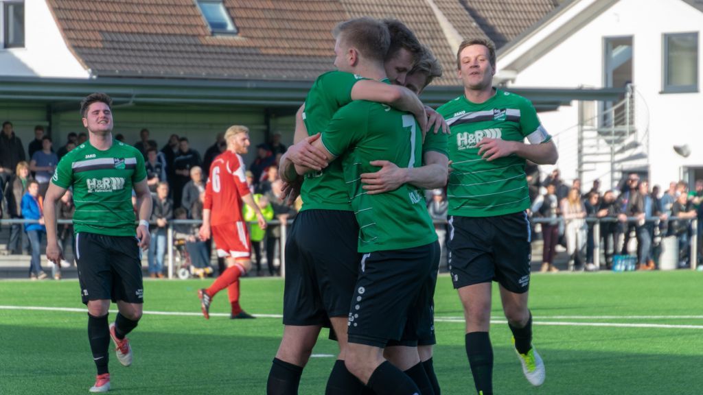Die SG Finnentrop/Bamenohl reist per Sonderbus zum Auswärtsspiel nach Erkenschwick. von Archiv Nils Dinkel
