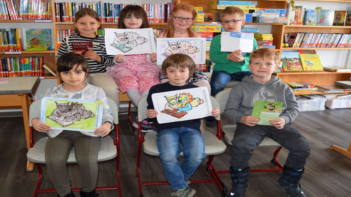 Die „Kleinen Strolche“ vom Kindergarten Brachthausen lernten die örtliche Bücherei kennen. von privat