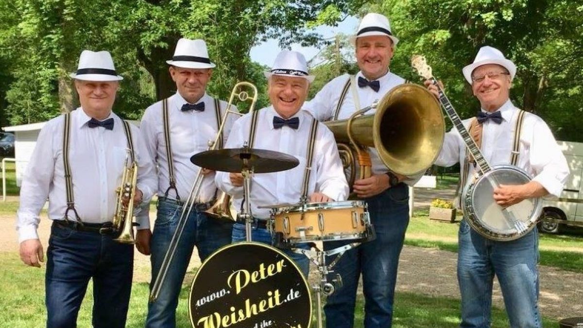 Peter Weisheit und die Dixietramps spielen in Drolshagen. von privat