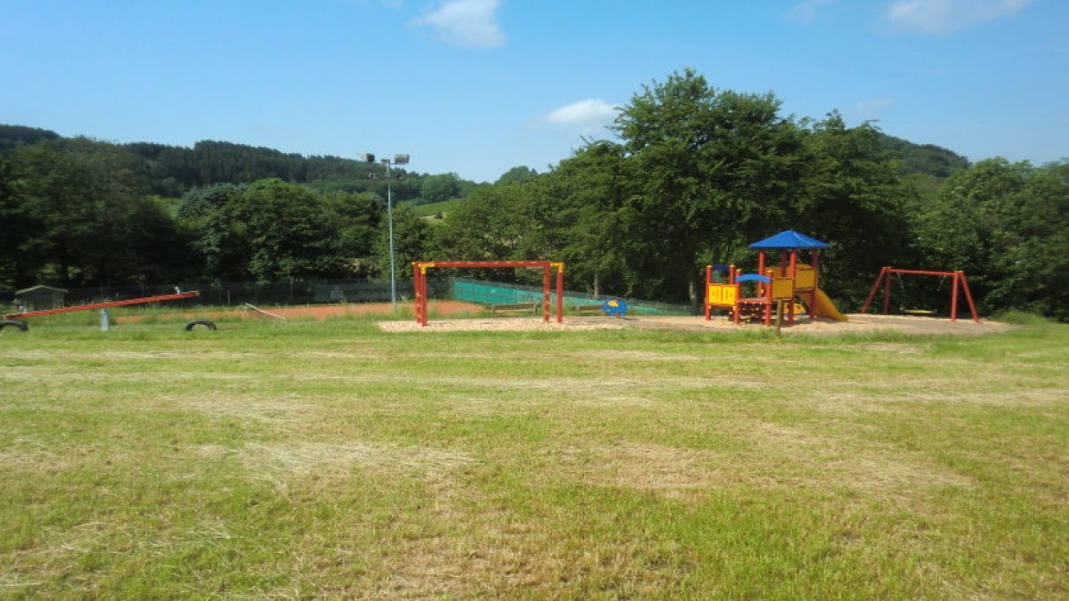Der neue Kinderspielplatz „Am Bauken“ in Maumke ist fertiggestellt. von privat