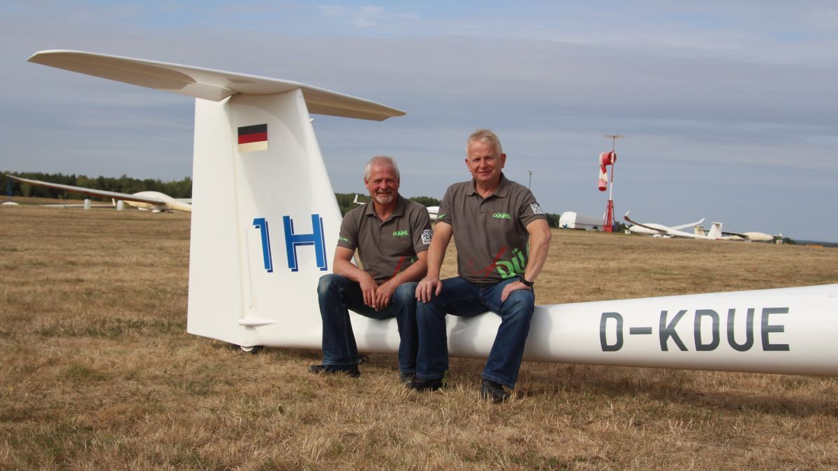 Steffen Trapp (Wiehl) und Christoph Reiß (Olpe) vom Luftsportclub Dümpel holten Platz drei bei den Deutschen Meisterschaften. von LSC Dümpel