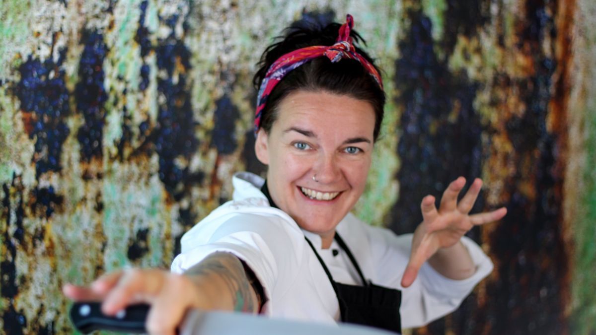 Koch-Expertin Melli Heuel ruft die LP-Leser auf, ihre Wünsche zu schicken: Was soll sie mal kochen und bei LokalPlus zeigen? von Annina Struve