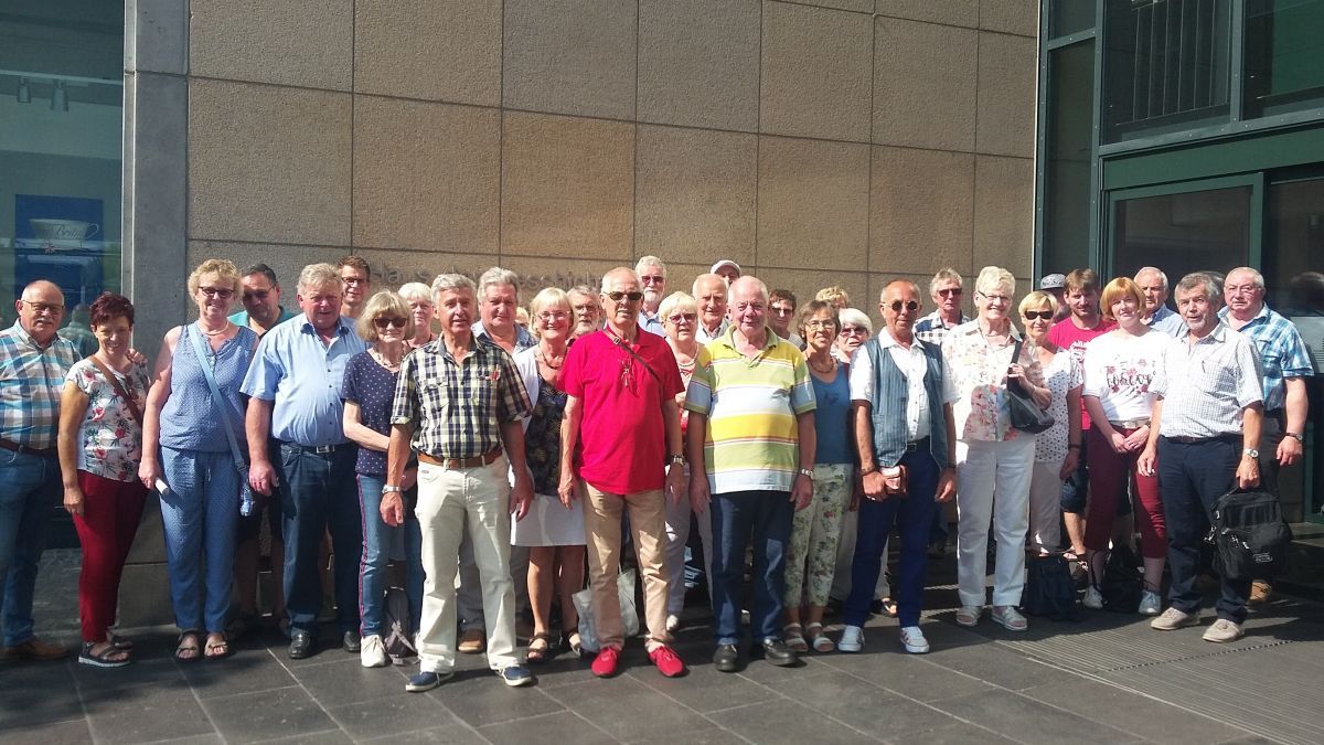 Einen unterhaltsamen und spannenden Tagen erlebte die Gruppe aus Thieringhausen in Bonn. von privat
