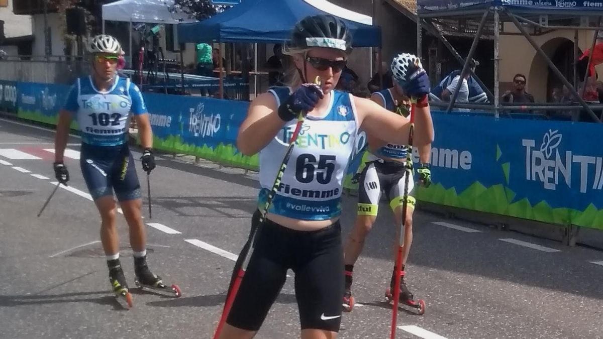 Melina Schöttes vom Ski-Club Oberhundem schaffte beim Rollski-Weltcup ihre erste Top-Ten-Platzierung. von privat