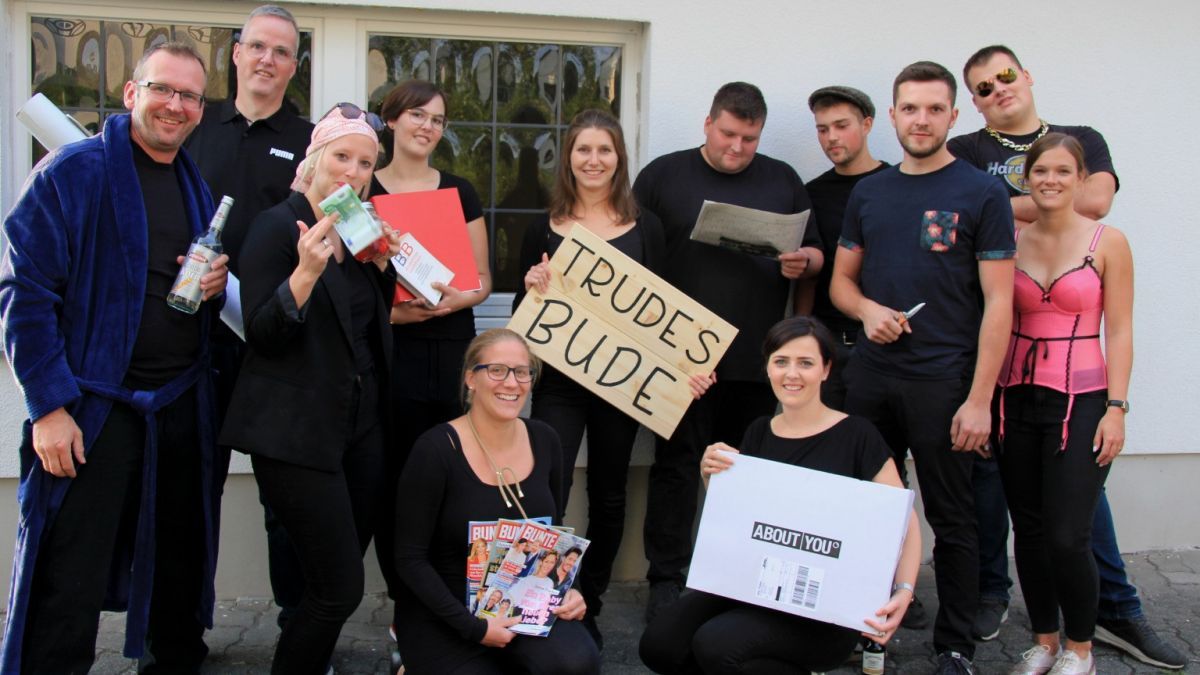 Zurzeit wird bei der Theatergruppe Helden noch fleißig geübt. von privat