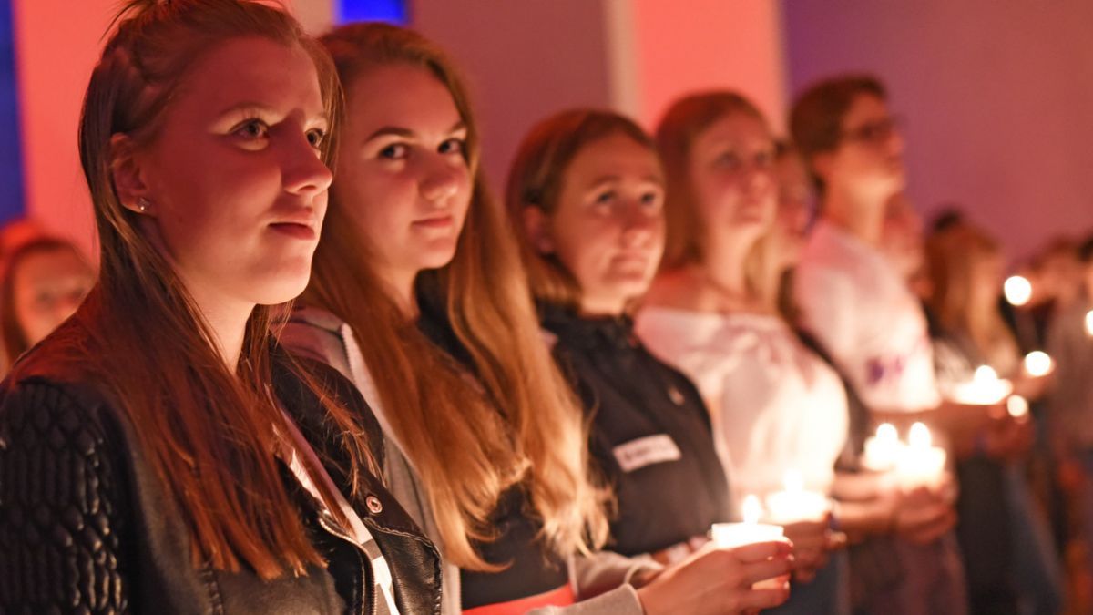 Eine Delegation aus dem Kreis Olpe nahm an der Glaubensinitiative „Young Mission“ in Hardehausen teil. von Erzbischöfliches Generalvikariat Paderborn