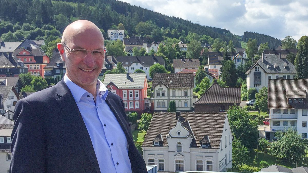 Der erste Bürger Lennestadts, Stefan Hundt, tritt bei der Kommunalwahl 2020 nicht mehr an. von Christine Schmidt