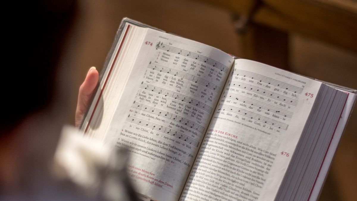  von Symbol Nils Dinkel