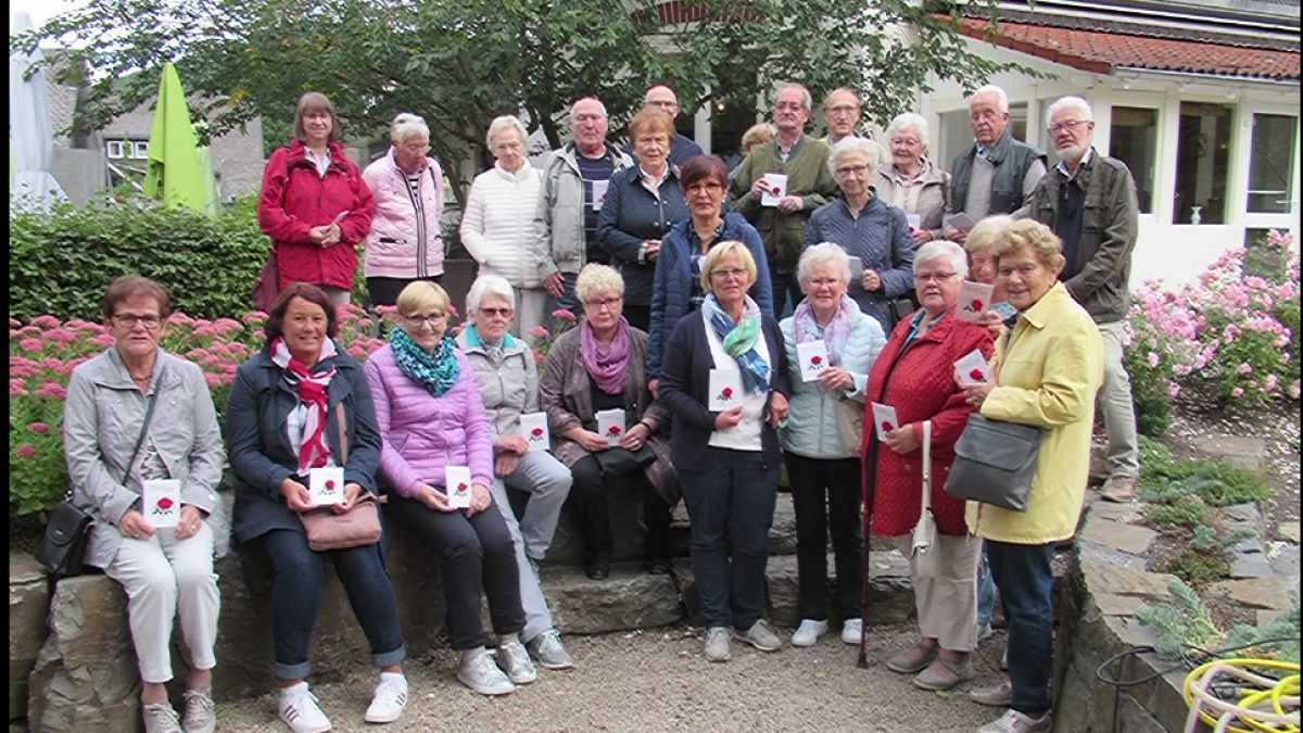 Die ehrenamtlichen Helfer des Caritas-Zentrum Attendorn besuchten Gleidorf und Saalhausen. von privat