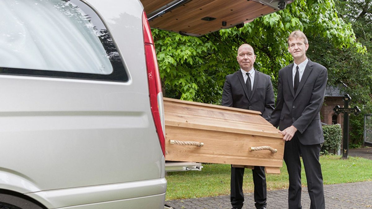 Ralph Hesse und seine Mitarbeiter bieten Unterstützung und Hilfe an, die im Trauerfall benötigt wird. von privat