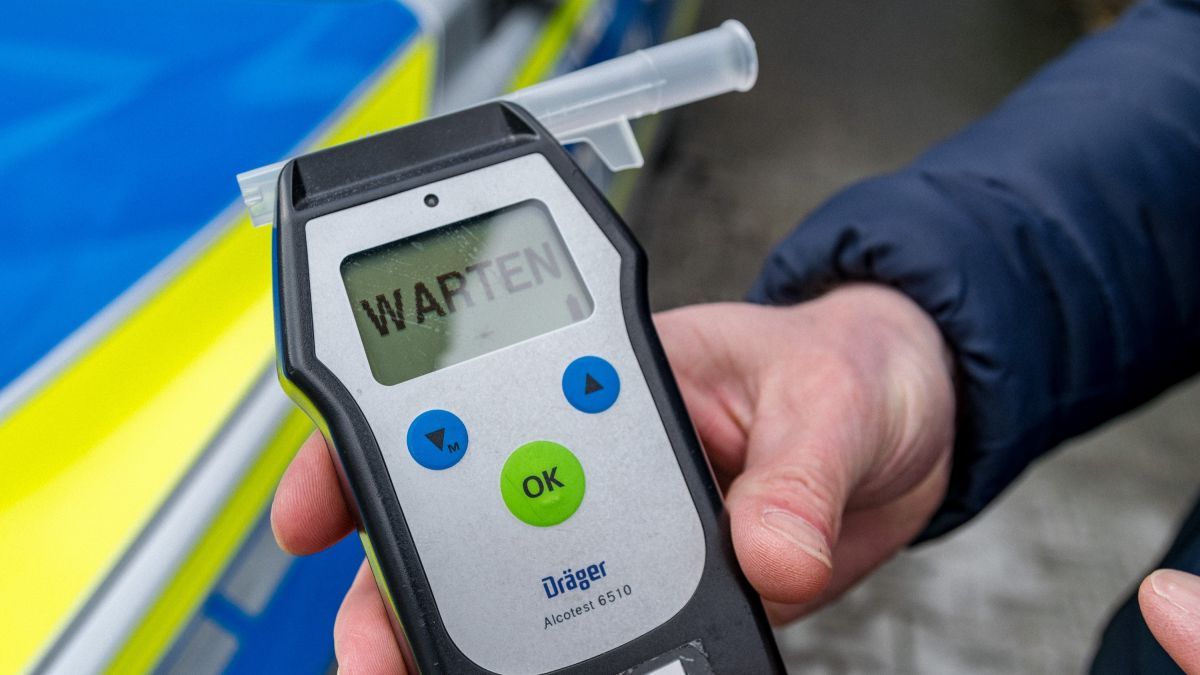  von Symbol Nils Dinkel