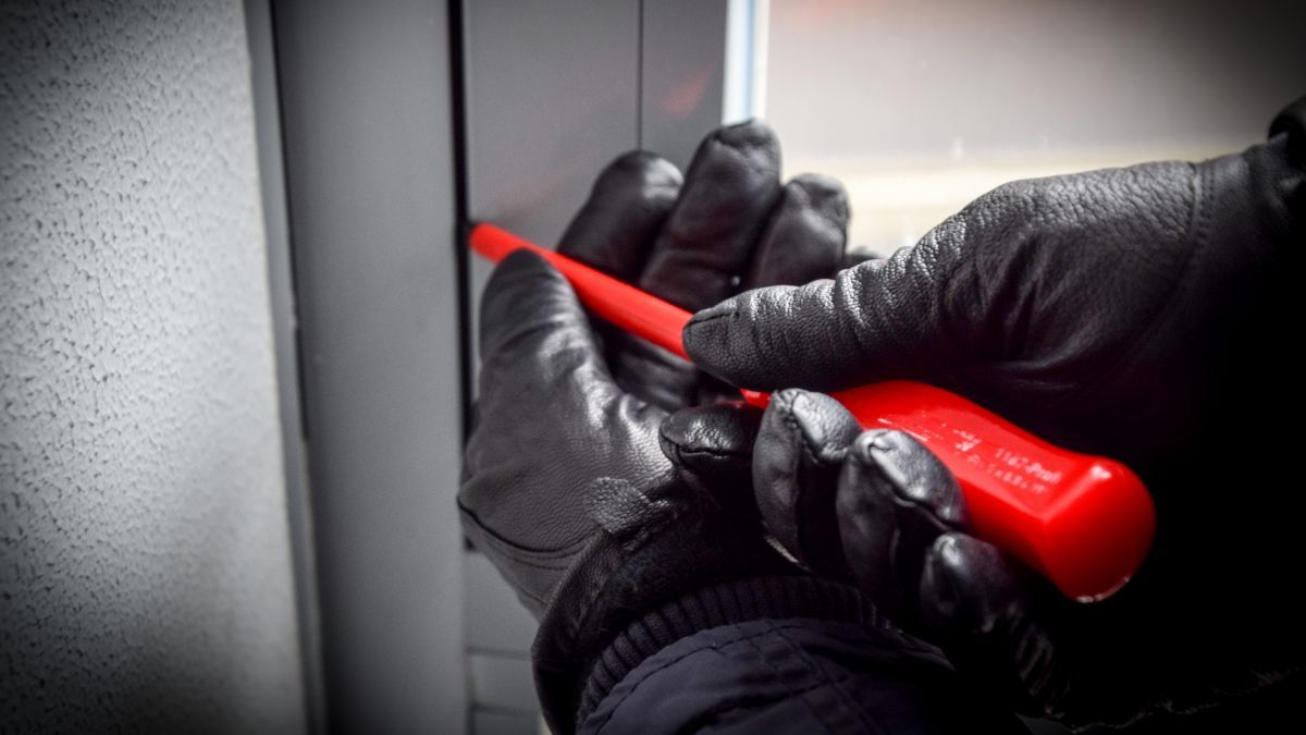  von Symbol Nils Dinkel