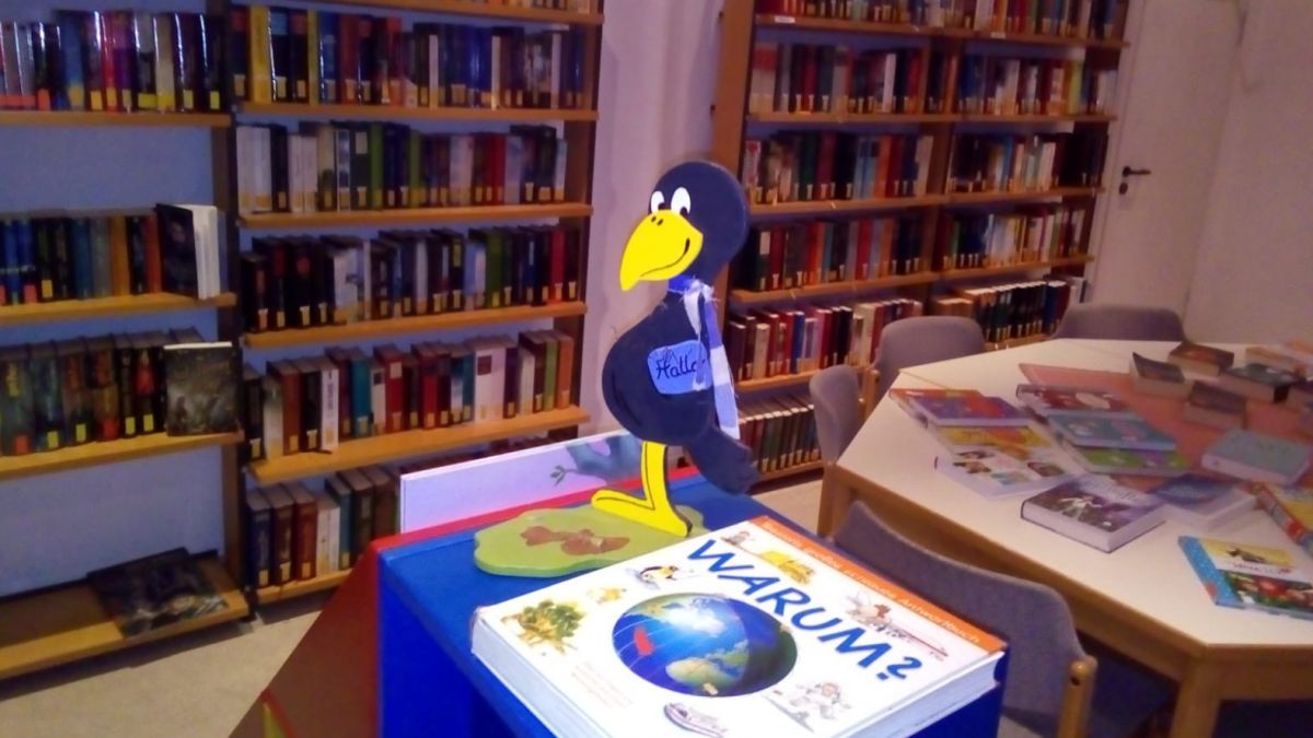 Die neu gestaltete Bücherei im Jodokustreff lädt zum Verweilen ein. von privat