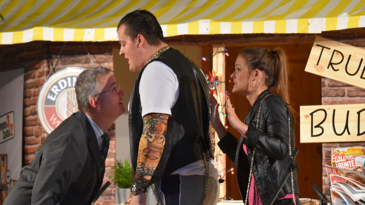 An Trudes Bude herrscht auch schon mal das Gesetz des Stärkeren. von Nicole Voss