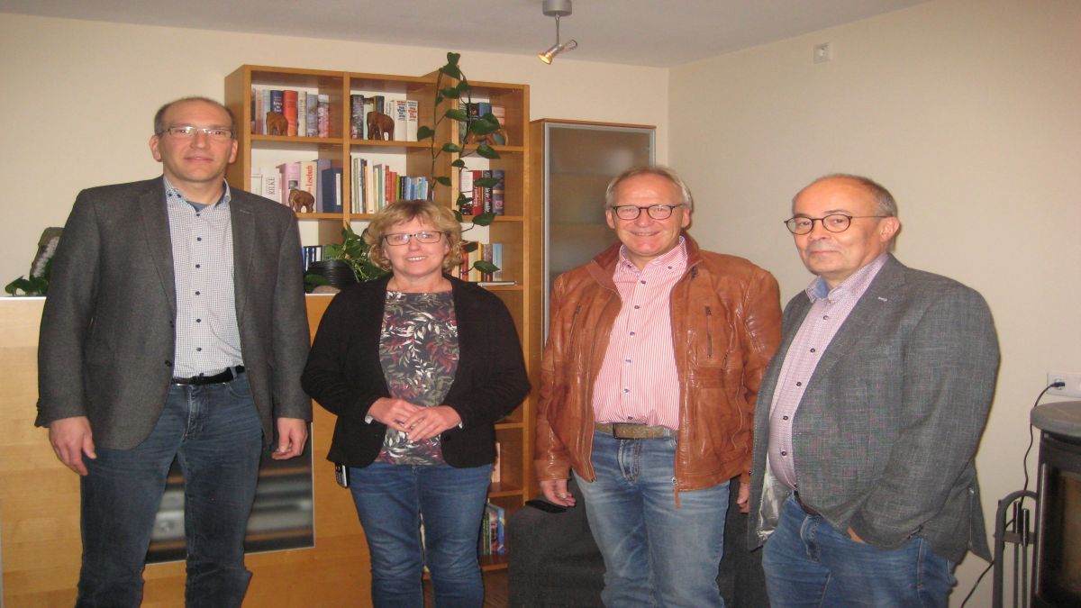 Christoph Brüggemann, Monika Kramer, Martin Schneider und Martin Schäfer (von links) bei der Spendenübergabe. von privat