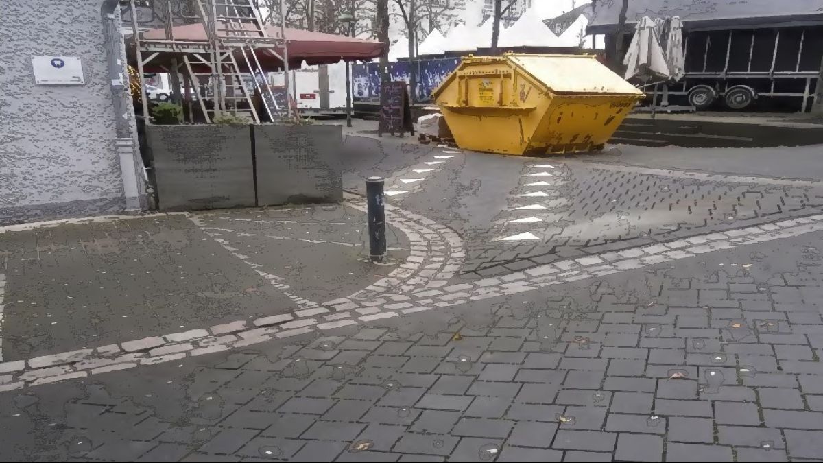 Zum Schutz bei Starkregen hat die Stadt Olpe eine „Flutmulde“ errichtet. von Stadt Olpe