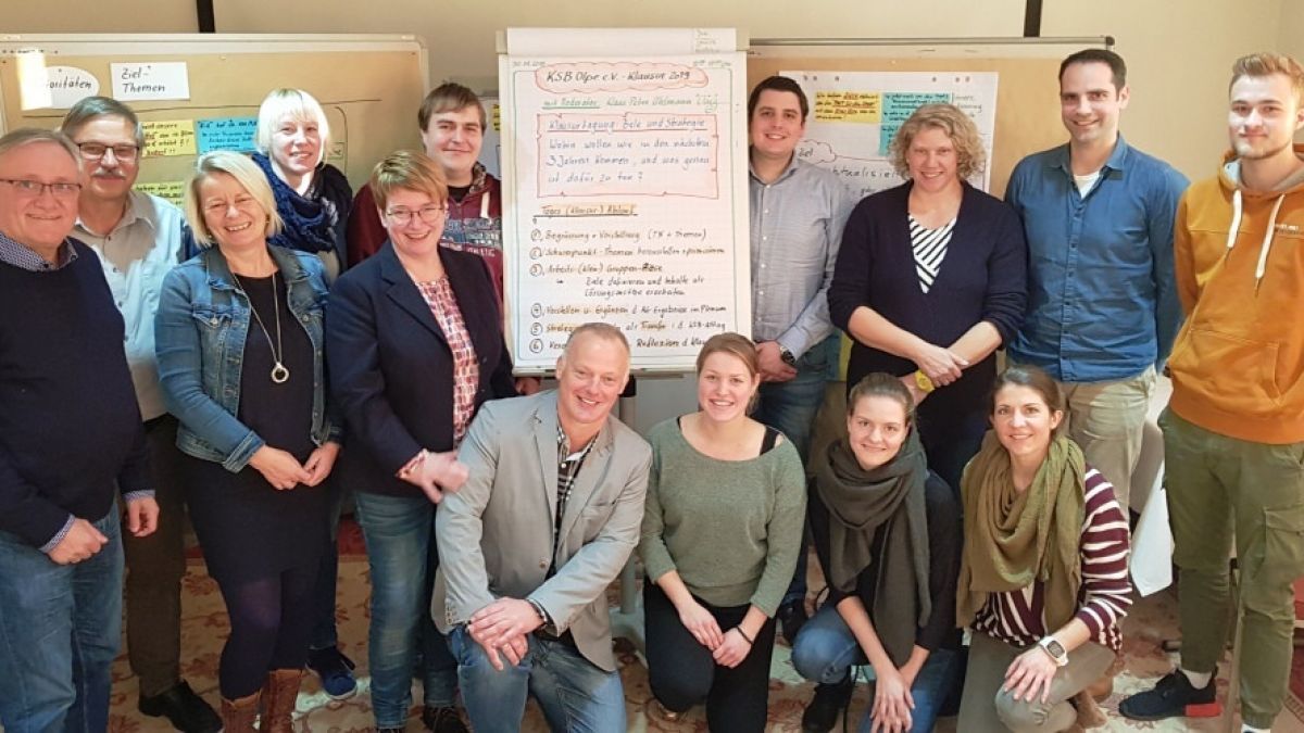 Die Teilenehmer überlegten an neuen Zielen für den KSB. von privat