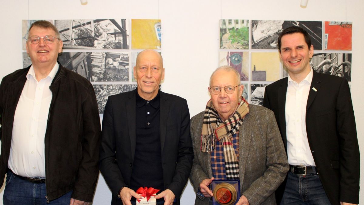 Dieter Hundt, Michael Hammerschmidt, Klaus-Walter Hoberg und Bürgermeister Christian Pospischil (von links). von Hansestadt Attendorn
